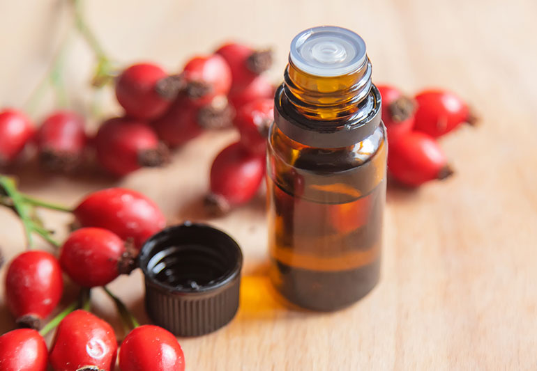 Benefits of Rosehip Oil for Skin
