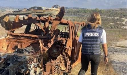A Lebanese media dates back to a place where she was bombed by Israeli .. Pictures documenting the scene!