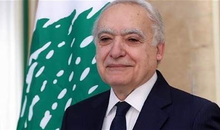 Salama met the representative of the International Fund for Antiquities in the Arab world