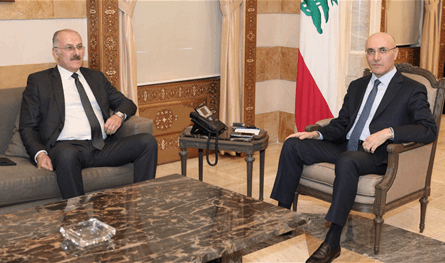 The Minister of Interior discussed development issues with 3 deputies and mayors of Beirut and Douma