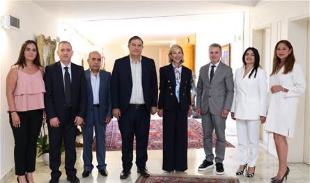 The first lady received a delegation of Yaza .. This is what was discussed