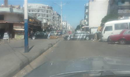 The flood of sewers in the Mubghana – Tripoli angered the people … protests and cut off a road