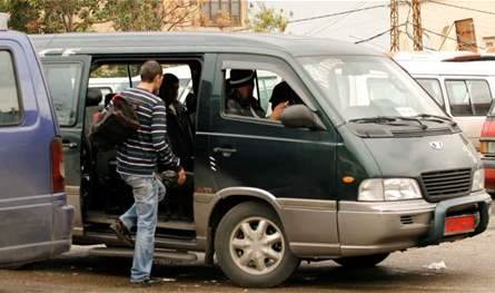 Al -Fanat in Lebanon .. The theater of daily life is on four wheels