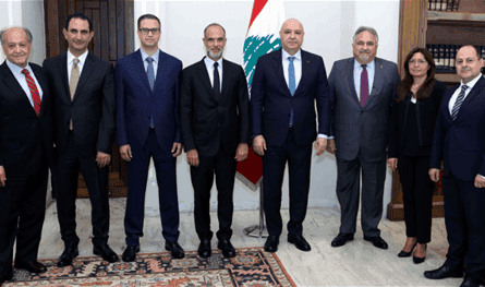 Aoun was briefed by two painters on the plan to develop the civil aviation sector