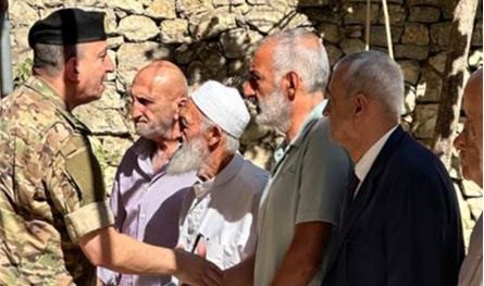 General Heikal visited the family of the martyr.
