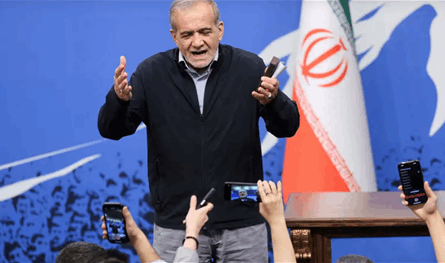 Iranian President: We will never surrender