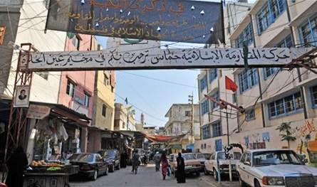 Problem and shooting in Ain Al -Hilweh camp .. and a stray bullets that affect the pips
