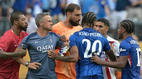 Tension after the World Cup final .. What happened between Enrique and Joao Pedro? | Global sport