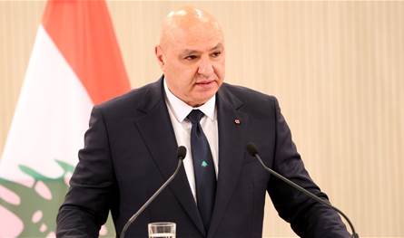 The President of the Republic, on his position and those close to him, are continuing