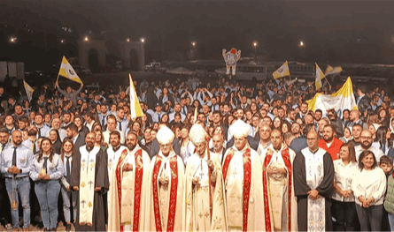 The shepherd in the Mass of the Youth of the Akhwadiya: Today, Lebanon is waiting for its youth to say no to corruption