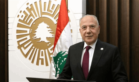 Dabousi continued with the two painters of the import crisis through the port of Tripoli