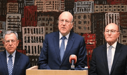 Former government heads statement: Vivication of powers without confrontation with Aoun