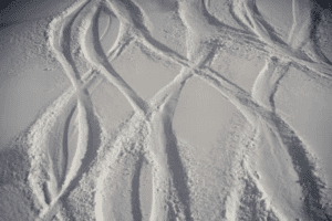 بالفيديو: موجة “صقيع” قاسية تضرب لبنان ..المنخفض الجوي الاعنف بدأ والثلوج على ارتفاعات منخفضة: اليكم التفاصيل!