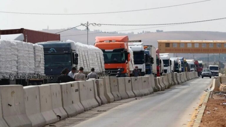 A Syrian decision raises a transit crisis: The Transport Union warns of a decline in Lebanon’s regional role