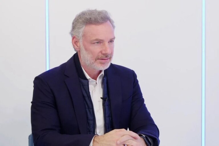 Abu Suleiman raises the issue of the gap law and reveals: “3 no” and a strong message.. “The government was able to increase salaries without taxes.”