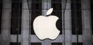 Apple: Preparations to launch 3 smart wearable devices supported by artificial intelligence