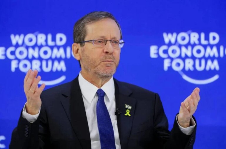 Between demonstrations and discussions… An Israeli message from Australia: “We are not afraid”