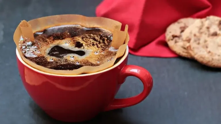 Coffee lovers: high levels of rare bacteria