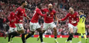 Historic profits for Manchester United despite restructuring and reducing the number of employees!