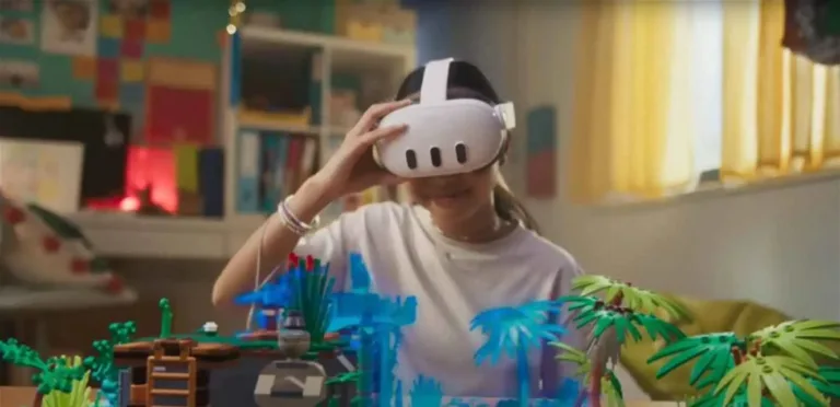 “Meta”: New design for lighter headphones and external processing chip