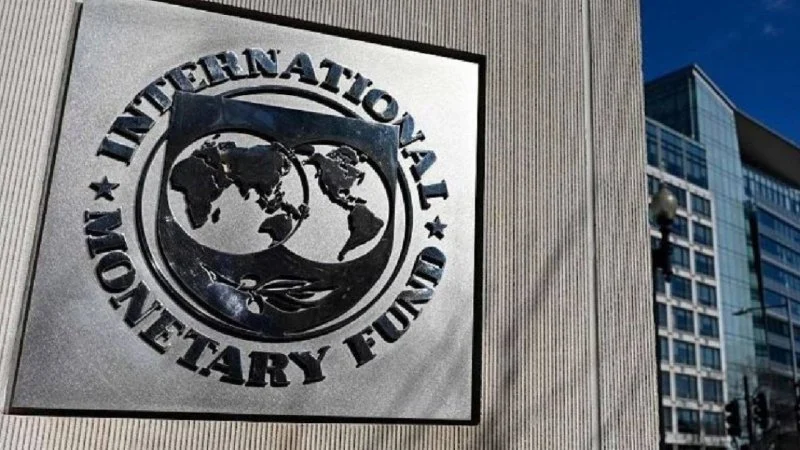 Satisfying the “cash fund”: an expensive and risky gamble