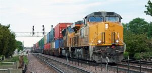 Syria is looking forward to strengthening cooperation with Russia in the fields of transportation and railways