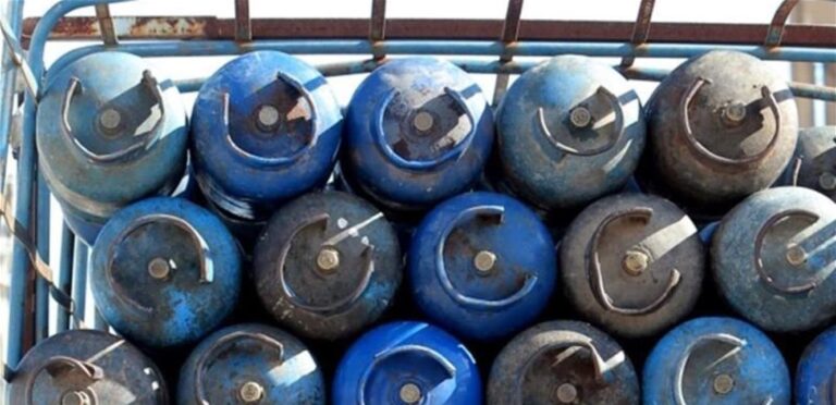 The Gas Syndicate demands that bottling plants adhere exclusively to approved distributors