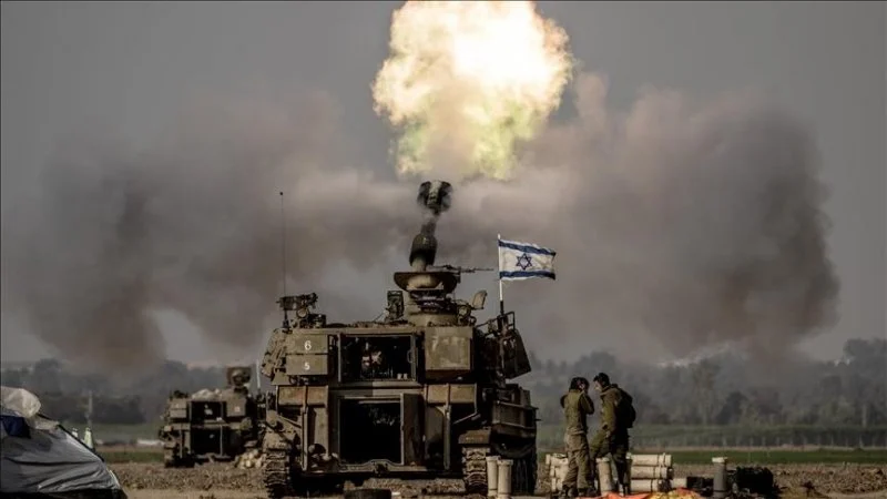 The Israeli army bombs targets in Lebanon and sends a message to “Iran’s arms”