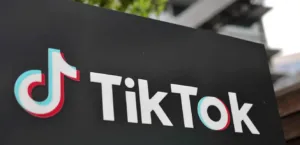 “Tik Tok”: monitoring cultural and commercial developments among users