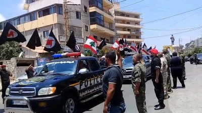 بالفيديو: فرقة "نسور الزوبعة" تجتاح بيروت.. موجة غضب شعبي كبير وصرخة مدوية: زمن المربعات الامنية انتهى!