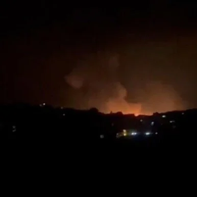 An air strike hit an ambulance in Kafr Tibnit. One person was killed and injured.