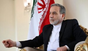 After the destruction of the Iranian frigate… Araqchi warns Washington of “severe regret”