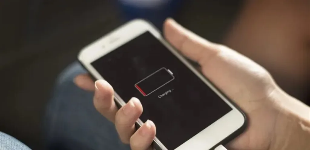 Does charging a mobile phone overnight damage the battery?