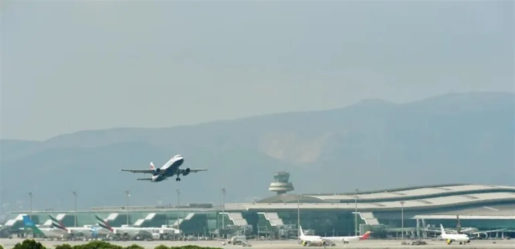 An increase in air freight costs. Find out the new prices per kilogram