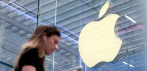 English: Apple unveils 7 innovative products