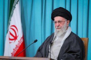“Financial Empire”: An Israeli article criticizing Supreme Leader Khamenei