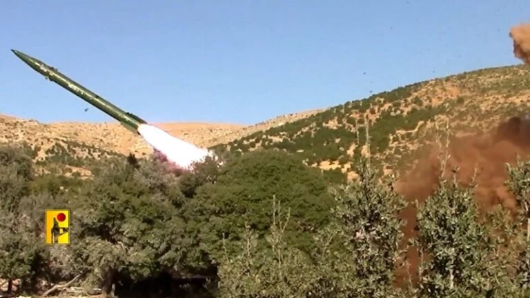 Hezbollah: Intense bombardment with missiles and drones targeted Israeli sites in the early hours of dawn