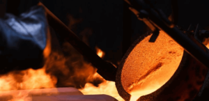 Transporting a thousand kilograms of gold from Venezuela to America.. What is the story?