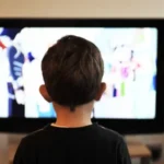 What are the effects of watching TV at close range on your eyes?