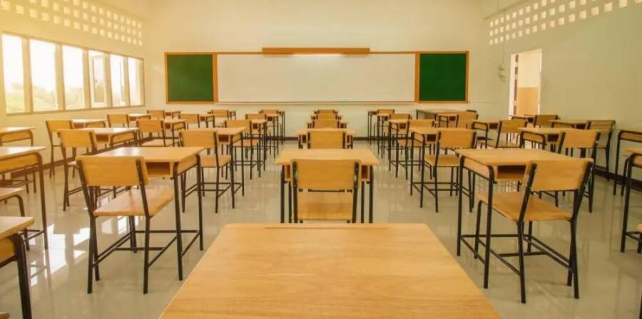 Urgent request to freeze the academic year