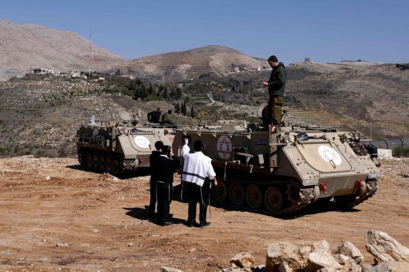 “The deterrence force is eroding before Hezbollah.” Israeli warnings to Trump