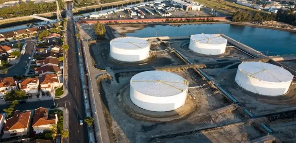 US oil inventories stand at 464.7 million barrels in light of market turmoil