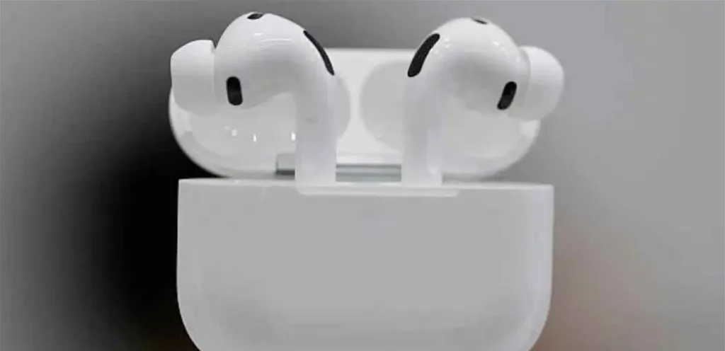 A hidden feature in the AirPods Pro box that you may not know about