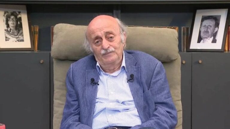 “He did not console me because he was going to confess to the crime.” Walid Jumblatt opens the notebooks of the Lebanese war at once.