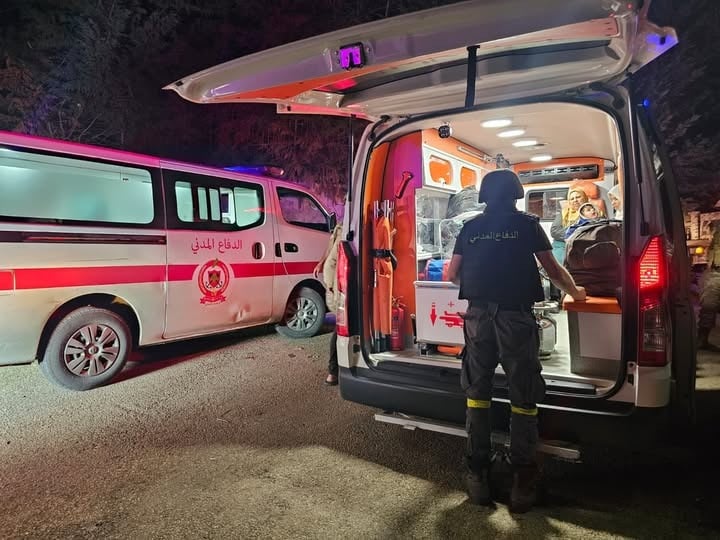 Under the Israeli threat… Civil Defense carries out massive evacuations in Nabatieh and the surrounding area