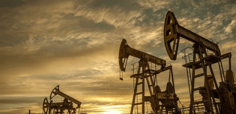 The rise in oil prices and the escalation in Lebanon…an integrated path between two fronts
