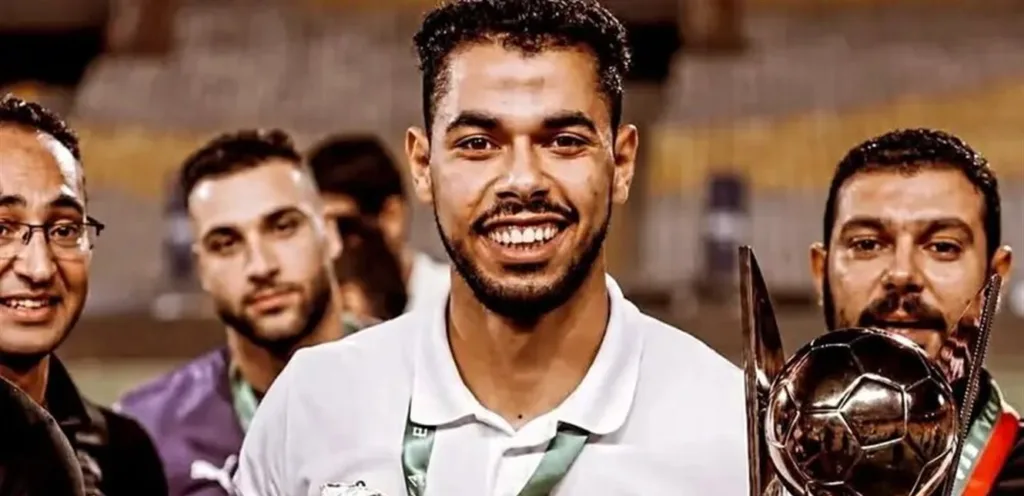A former Egyptian goalkeeper died while working in architecture