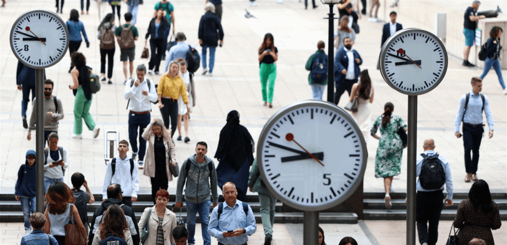 Global debt hits record high