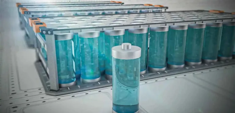 A revolution in the world of energy.. A Chinese battery lives for 300 years and does not explode