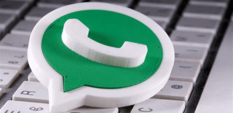 For the first time… a smart assistant on WhatsApp where the company does not know your secrets